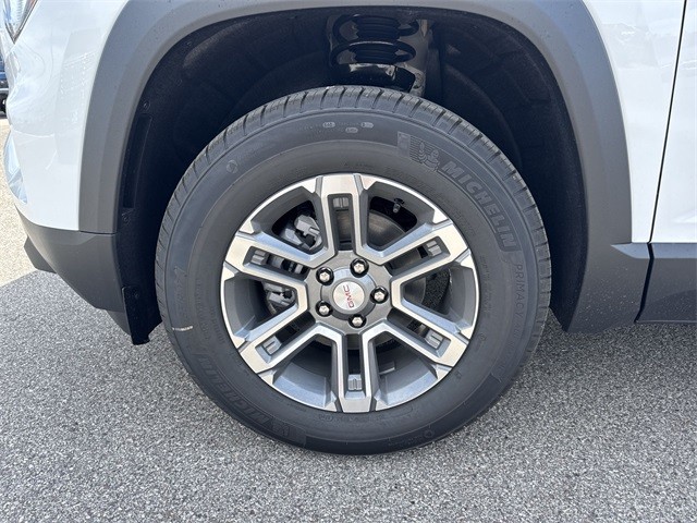 GMC Terrain Vehicle Full-screen Gallery Image 10