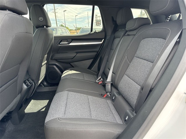 GMC Terrain Vehicle Full-screen Gallery Image 22