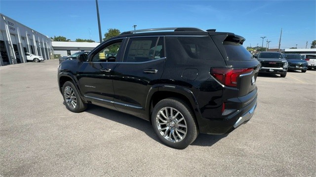 GMC Terrain Vehicle Full-screen Gallery Image 06