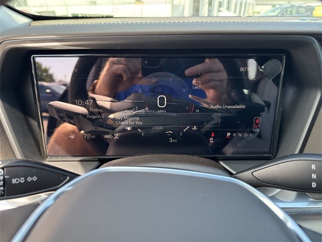 GMC Terrain Vehicle Full-screen Gallery Image 15