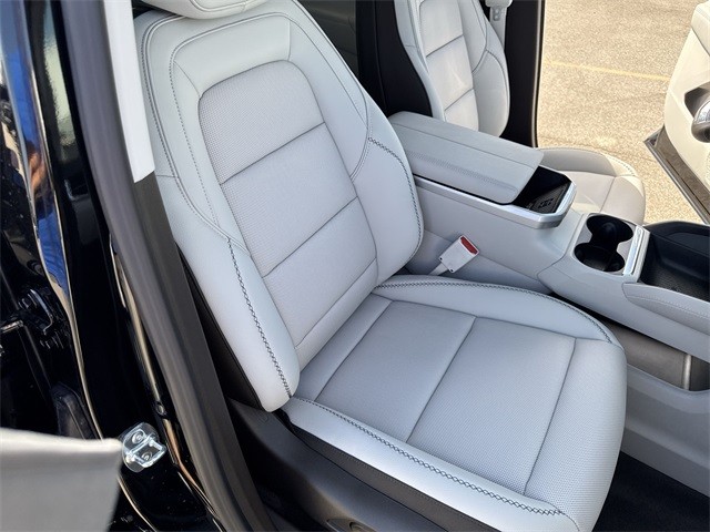 GMC Terrain Vehicle Full-screen Gallery Image 24