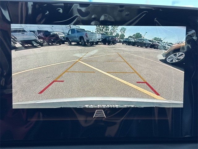 Buick Envista Vehicle Full-screen Gallery Image 17