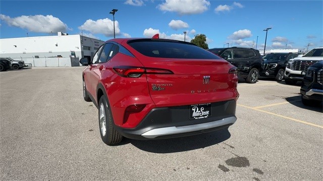 Buick Envista Vehicle Full-screen Gallery Image 07