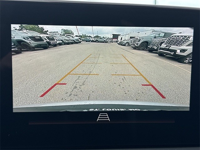 Buick Envista Vehicle Full-screen Gallery Image 17