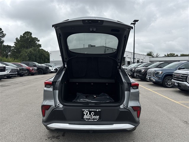 Buick Envista Vehicle Full-screen Gallery Image 22