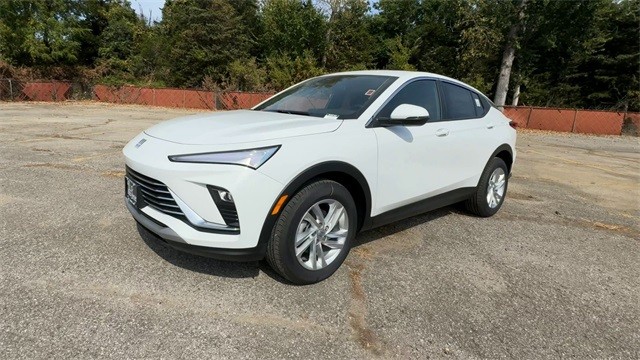 Buick Envista Vehicle Full-screen Gallery Image 04