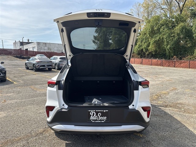 Buick Envista Vehicle Full-screen Gallery Image 22