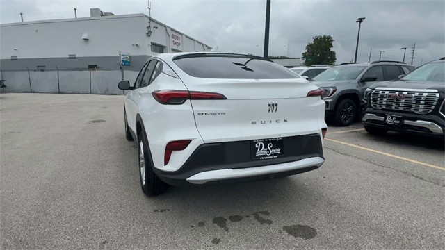 Buick Envista Vehicle Full-screen Gallery Image 07