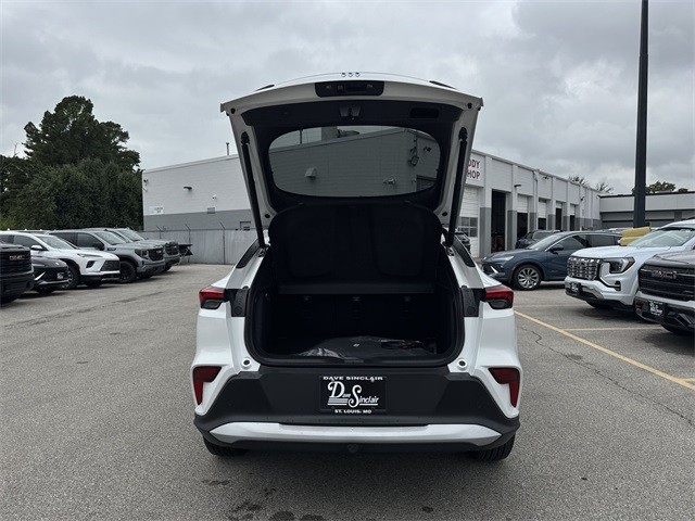 Buick Envista Vehicle Full-screen Gallery Image 22