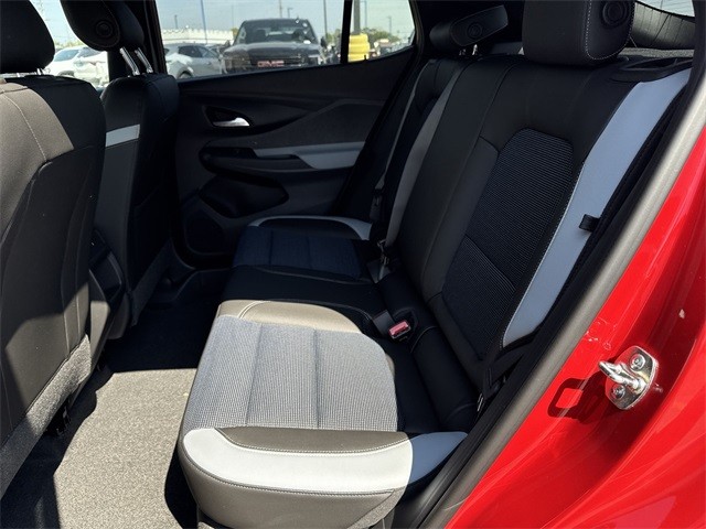 Buick Envista Vehicle Full-screen Gallery Image 21