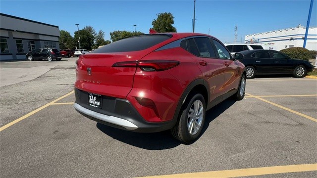 Buick Envista Vehicle Full-screen Gallery Image 08