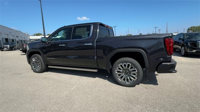 GMC Sierra 1500 Vehicle Full-screen Gallery Image 06