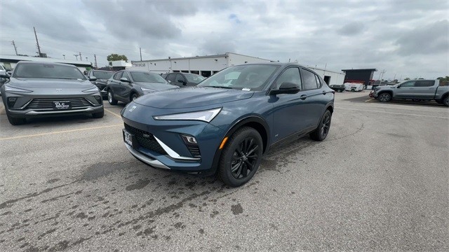 Buick Envista Vehicle Full-screen Gallery Image 04