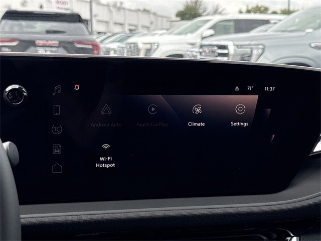 Buick Envista Vehicle Full-screen Gallery Image 16