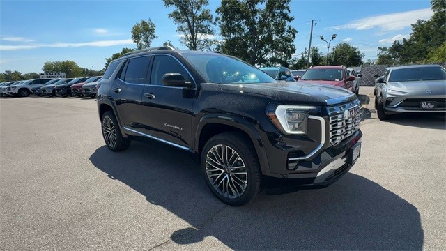 GMC Terrain Vehicle Full-screen Gallery Image 02