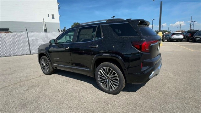 GMC Terrain Vehicle Full-screen Gallery Image 06