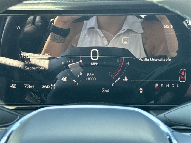 GMC Terrain Vehicle Full-screen Gallery Image 15