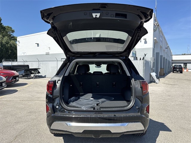 GMC Terrain Vehicle Full-screen Gallery Image 23