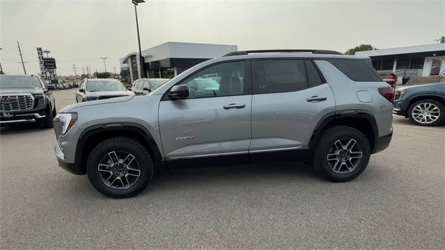 GMC Terrain Vehicle Full-screen Gallery Image 05