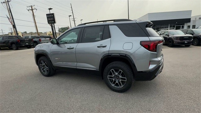 GMC Terrain Vehicle Full-screen Gallery Image 06