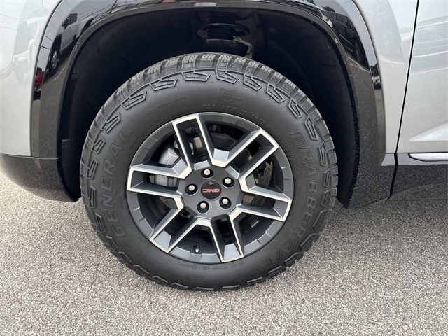 GMC Terrain Vehicle Full-screen Gallery Image 10