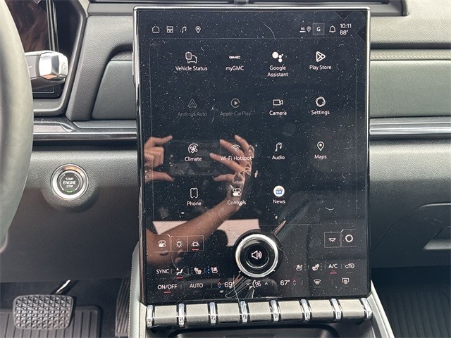 GMC Terrain Vehicle Full-screen Gallery Image 16