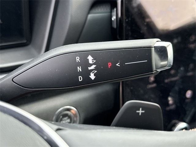 GMC Terrain Vehicle Full-screen Gallery Image 20