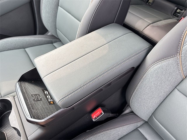 GMC Terrain Vehicle Full-screen Gallery Image 21