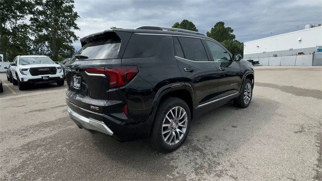 GMC Terrain Vehicle Full-screen Gallery Image 08