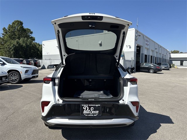 Buick Envista Vehicle Full-screen Gallery Image 22