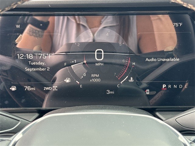 GMC Terrain Vehicle Full-screen Gallery Image 15