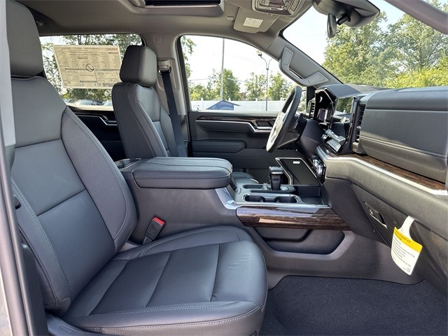 GMC Sierra 1500 Vehicle Full-screen Gallery Image 25