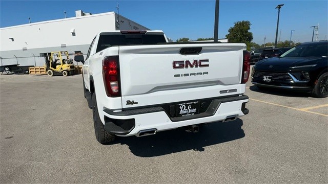 GMC Sierra 1500 Vehicle Full-screen Gallery Image 07