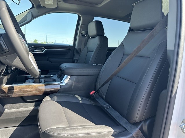 GMC Sierra 1500 Vehicle Full-screen Gallery Image 11