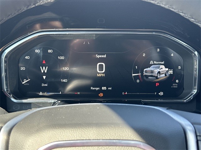 GMC Sierra 1500 Vehicle Full-screen Gallery Image 15