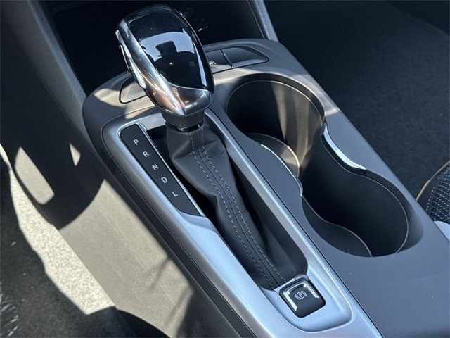 Buick Envista Vehicle Full-screen Gallery Image 19