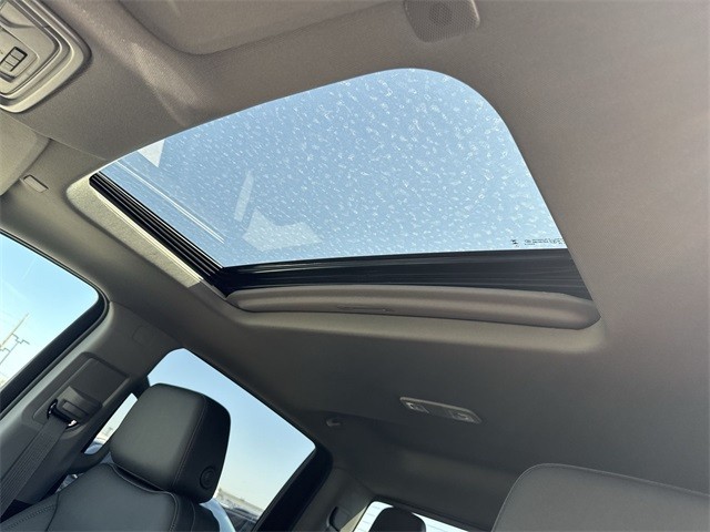 GMC Sierra 1500 Vehicle Full-screen Gallery Image 22