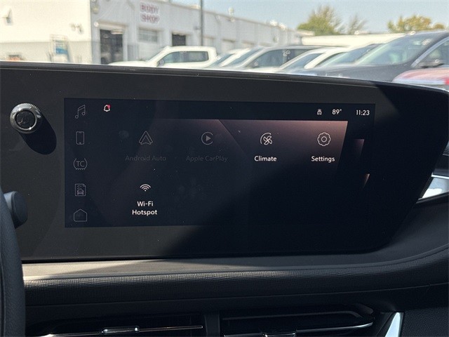 Buick Envista Vehicle Full-screen Gallery Image 16