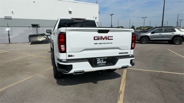 GMC Sierra 1500 Vehicle Full-screen Gallery Image 07