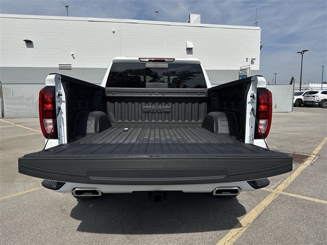 GMC Sierra 1500 Vehicle Full-screen Gallery Image 25