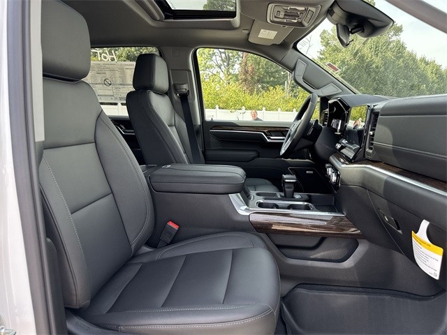 GMC Sierra 1500 Vehicle Full-screen Gallery Image 26