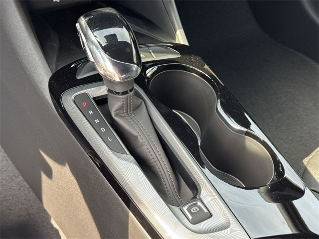 Buick Envista Vehicle Full-screen Gallery Image 19