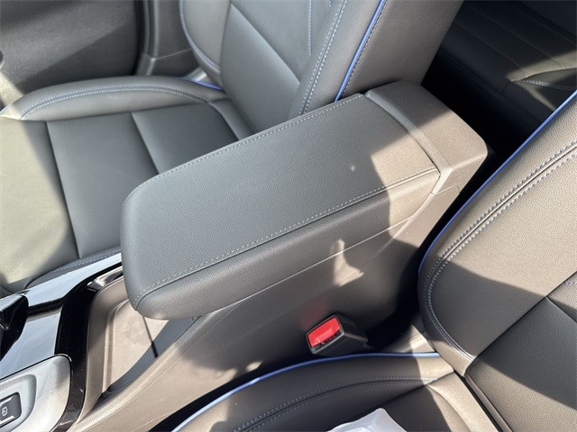 Buick Envista Vehicle Full-screen Gallery Image 20