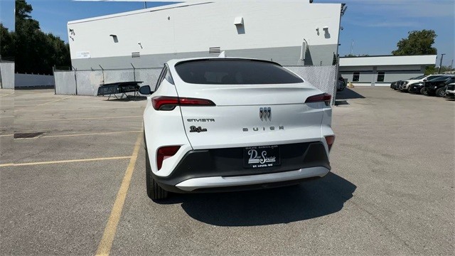 Buick Envista Vehicle Full-screen Gallery Image 07