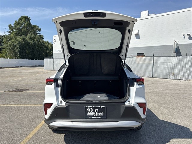 Buick Envista Vehicle Full-screen Gallery Image 22