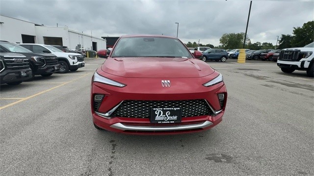 Buick Envista Vehicle Full-screen Gallery Image 03