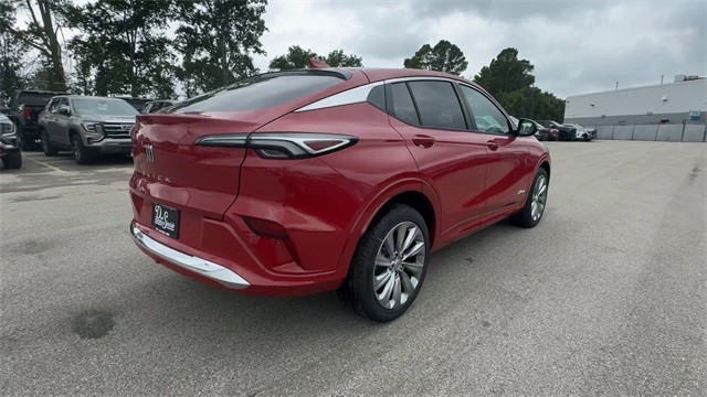 Buick Envista Vehicle Full-screen Gallery Image 08