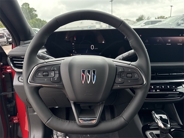 Buick Envista Vehicle Full-screen Gallery Image 14