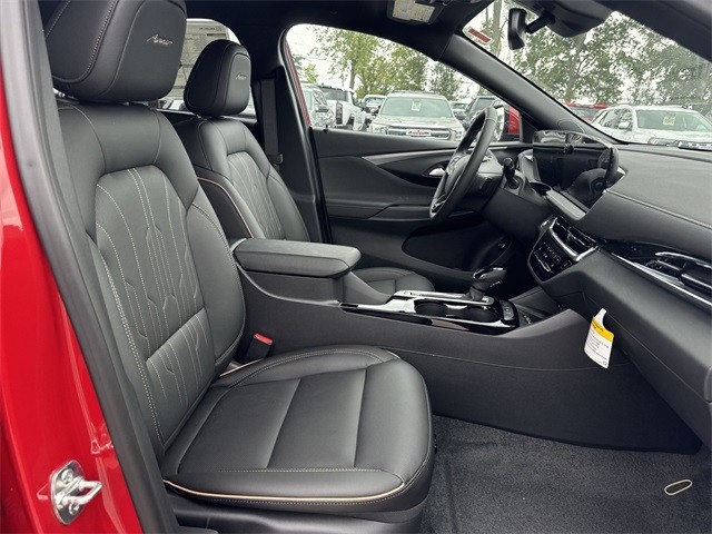 Buick Envista Vehicle Full-screen Gallery Image 23