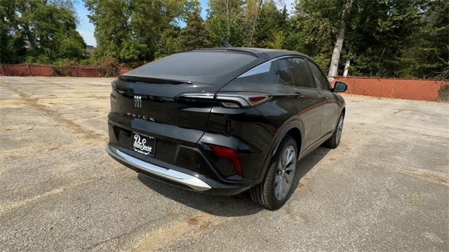 Buick Envista Vehicle Full-screen Gallery Image 08